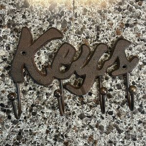 Rustic “keys” holder